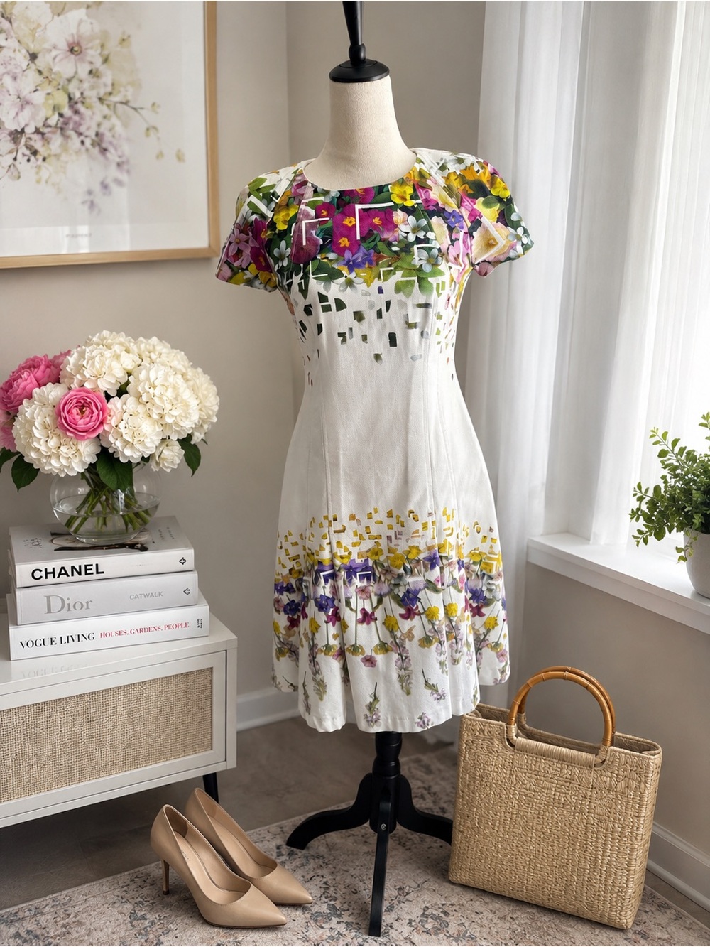 Carolina Herrera Floral Textured Fit & Flare Dress Made in Italy Size 4